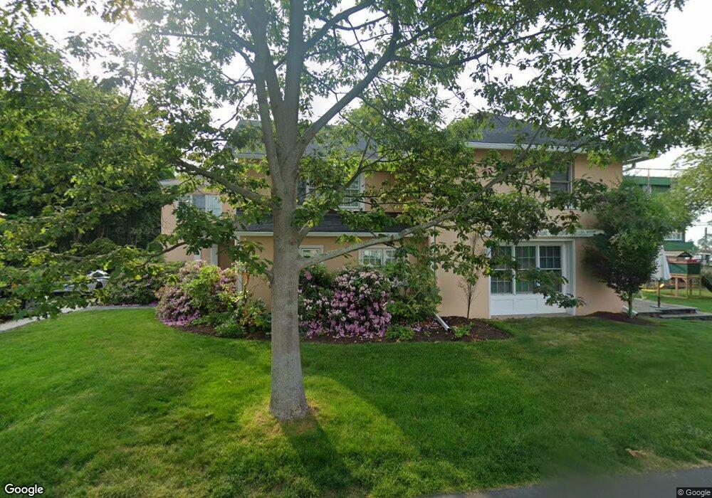 2 Roosevelt Rd, Westport, CT 06880 - photo 1