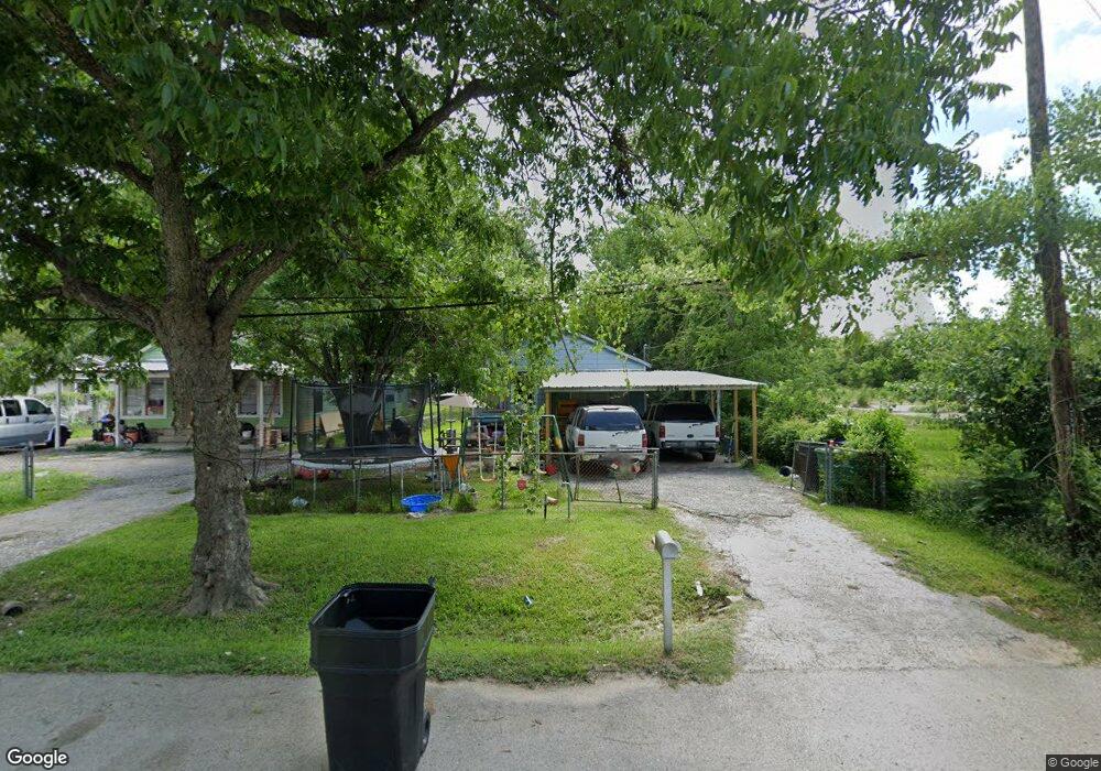 10616 Shady Ln, Houston, TX 77093 - photo 1