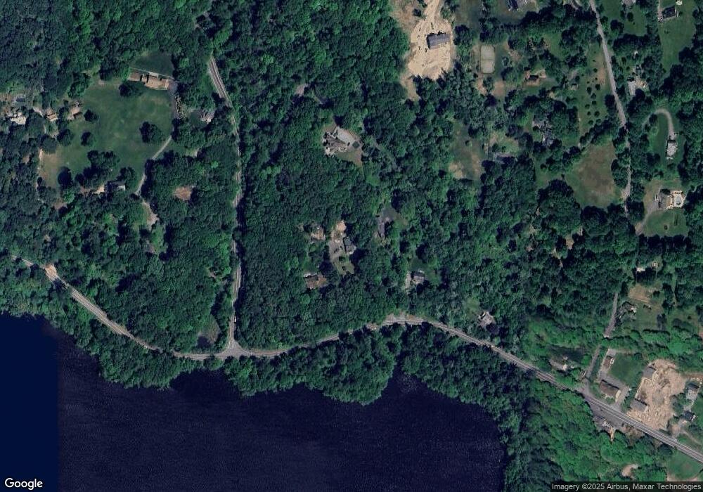 758 Saw Mill River Rd, Yorktown Heights, NY 10598 - photo 1