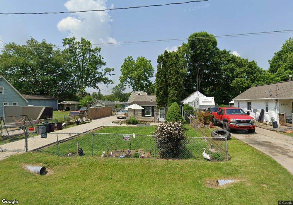 1524 Eberly Rd, Flint, MI 48532 - photo 1