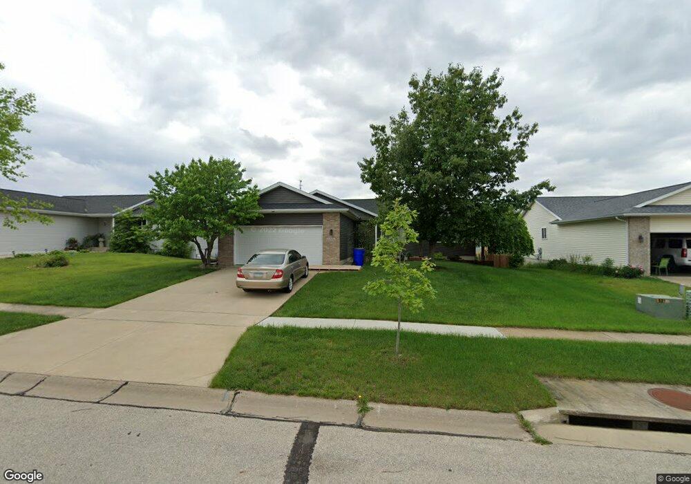 1206 Moose Dr NW, Cedar Rapids, IA 52405 - photo 1