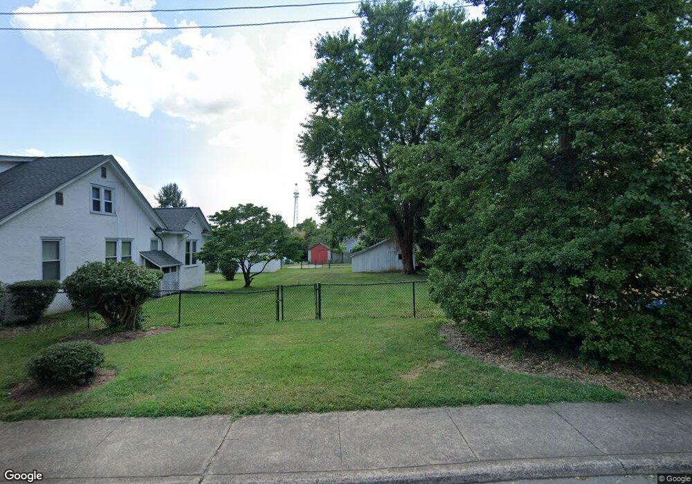 802 West St, Charlottesville, VA 22903 - photo 1