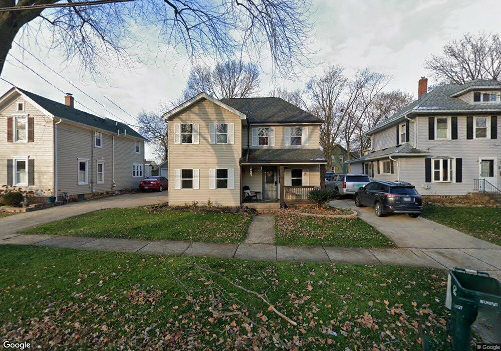 221 N Prairie St, Batavia, IL 60510 - photo 1