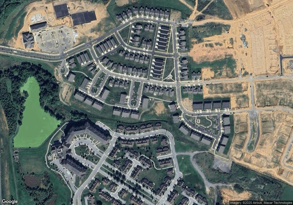 370 Shortleaf Cir, Frederick, MD 21702 - photo 1