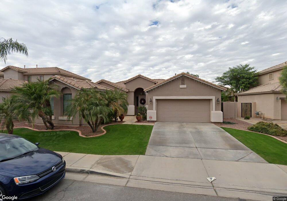 1566 E Carob Dr, Chandler, AZ 85286 - photo 1