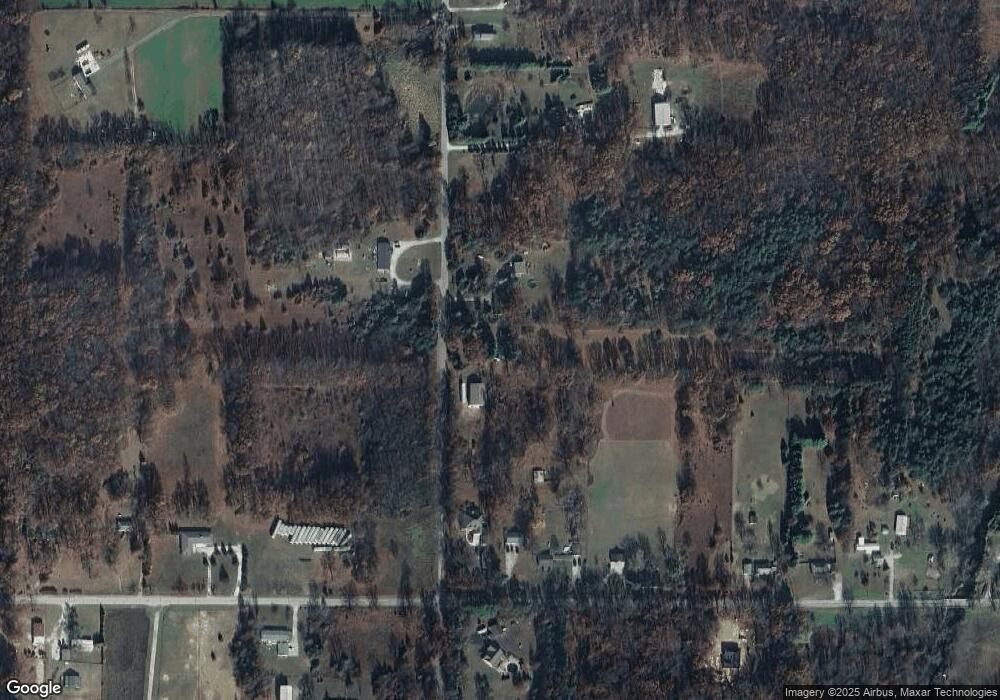 380 N 800 E, Knox, IN 46534 - photo 1