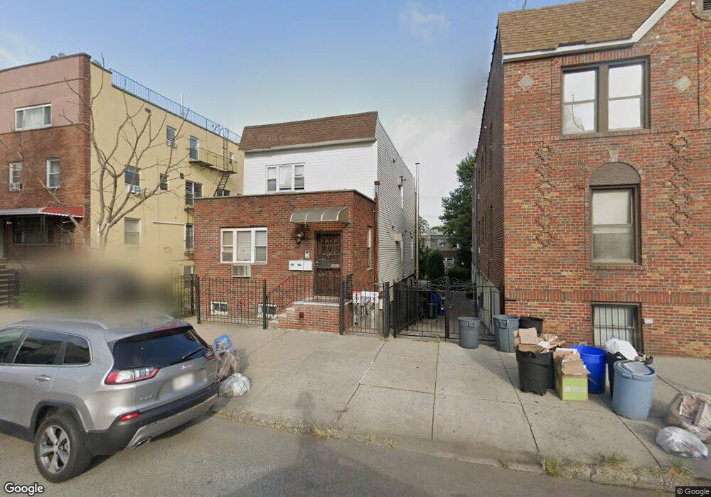 3028 38th St, Astoria, NY 11103 - photo 1