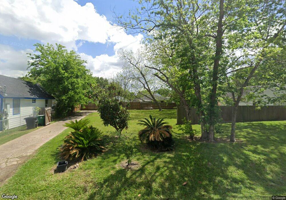 4136 Delhi St, Houston, TX 77022 - photo 1