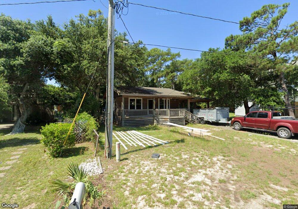 1104 Fox St, Kill Devil Hills, NC 27948 - photo 1