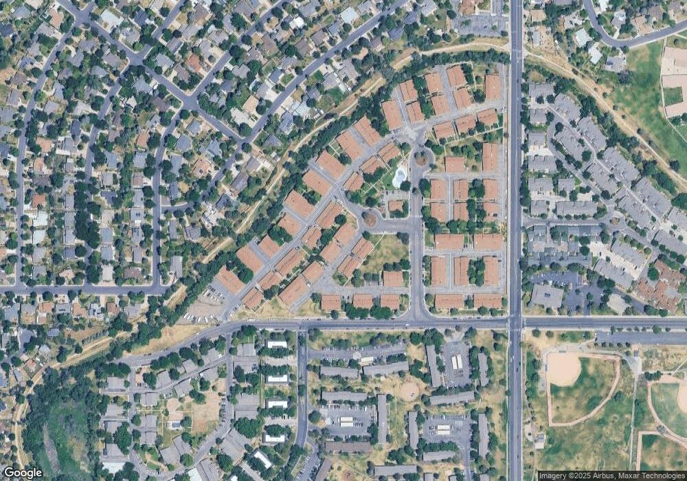 181 Oakland Ct, Aurora, CO 80011 - photo 1