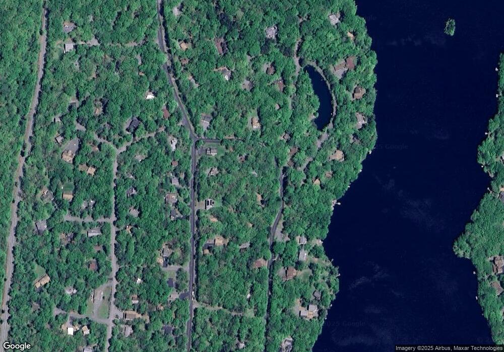 104 Waterview Dr, Hawley, PA 18428 - photo 1