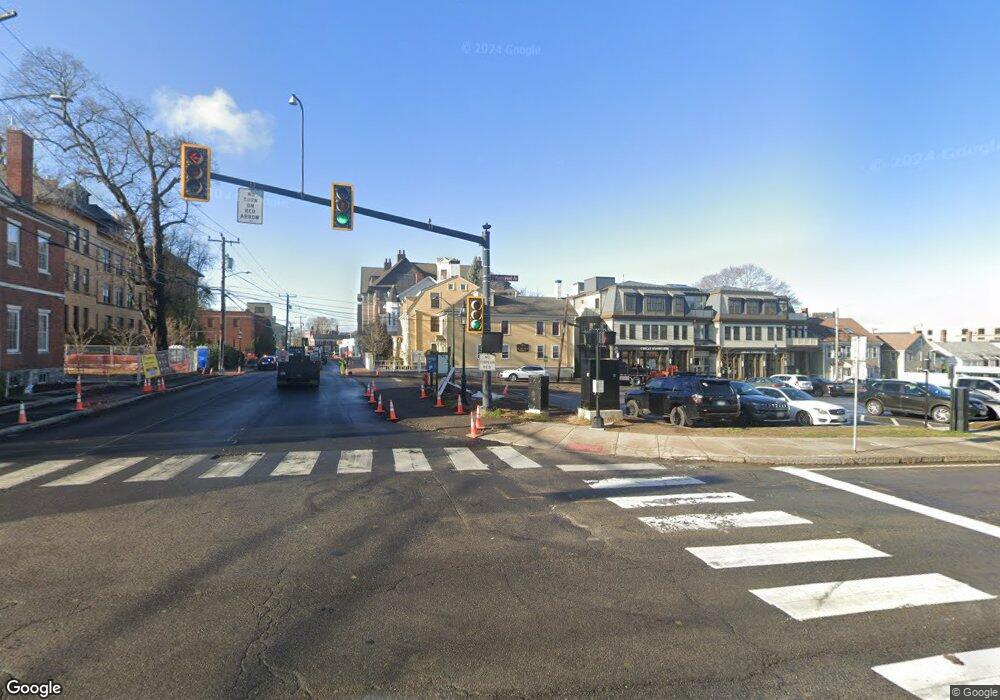 1 Maplewood Ave unit 1, Portsmouth, NH 03801 - photo 1