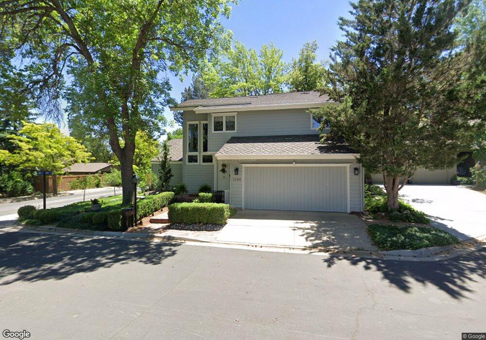 1390 Oak Ct, Boulder, CO 80304 - photo 1