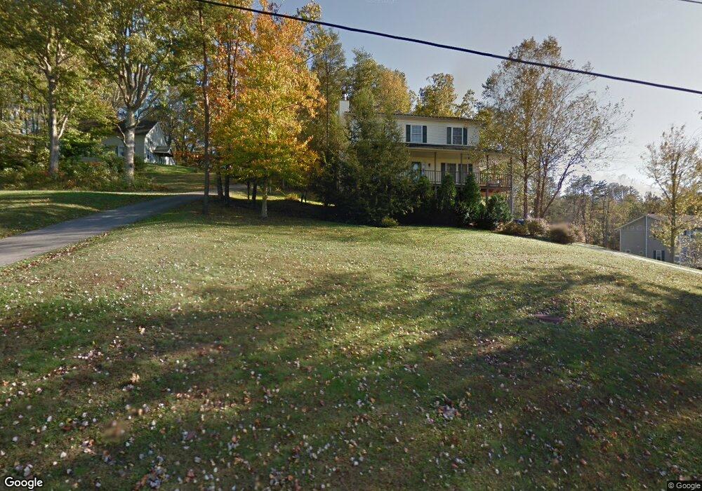 218 Cedar Dr, Scott Depot, WV 25560 - photo 1