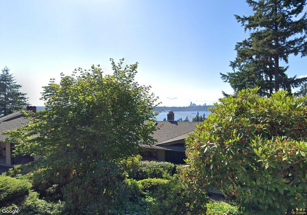 2727 69th Ave SE, Mercer Island, WA 98040 - photo 1