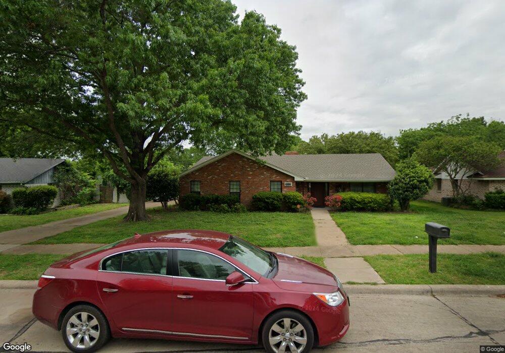 1708 Charlottsville Dr, Ennis, TX 75119 - photo 1