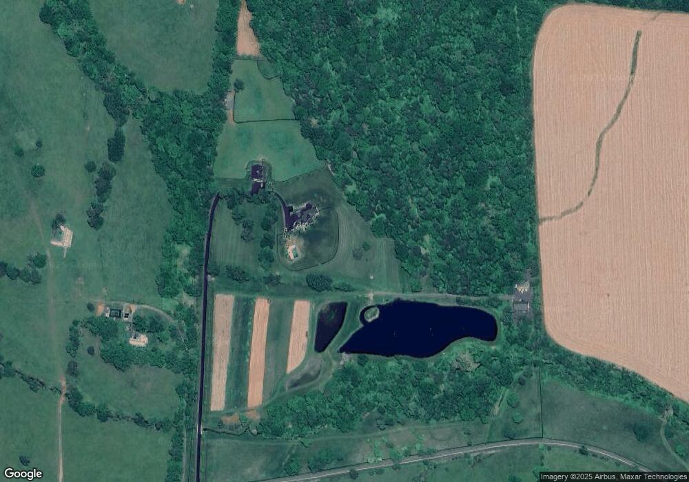 5588 Blantyre Rd, Broad Run, VA 20137 - photo 1