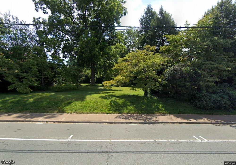 818 Locust Ave, Charlottesville, VA 22902 - photo 1