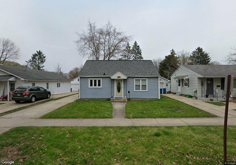 1019 Spruce St, Aurora, IL 60506 - photo 1