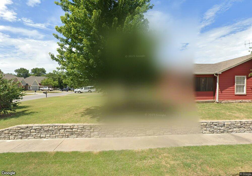 303 E 5th St, Skiatook, OK 74070 - photo 1