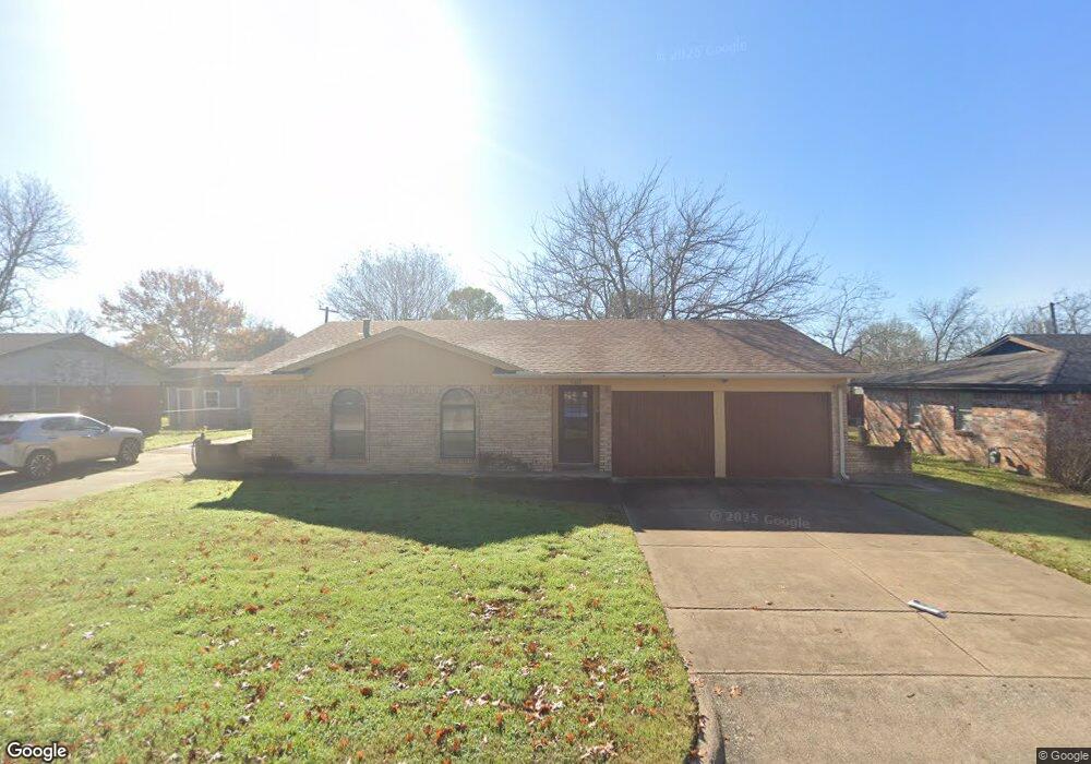 7832 Maplewood Ave, North Richland Hills, TX 76180 - photo 1
