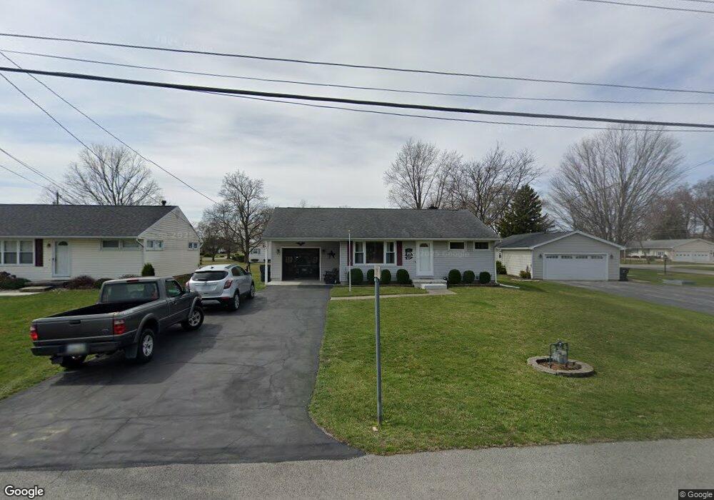 401 Pine St, Columbus Grove, OH 45830 - photo 1