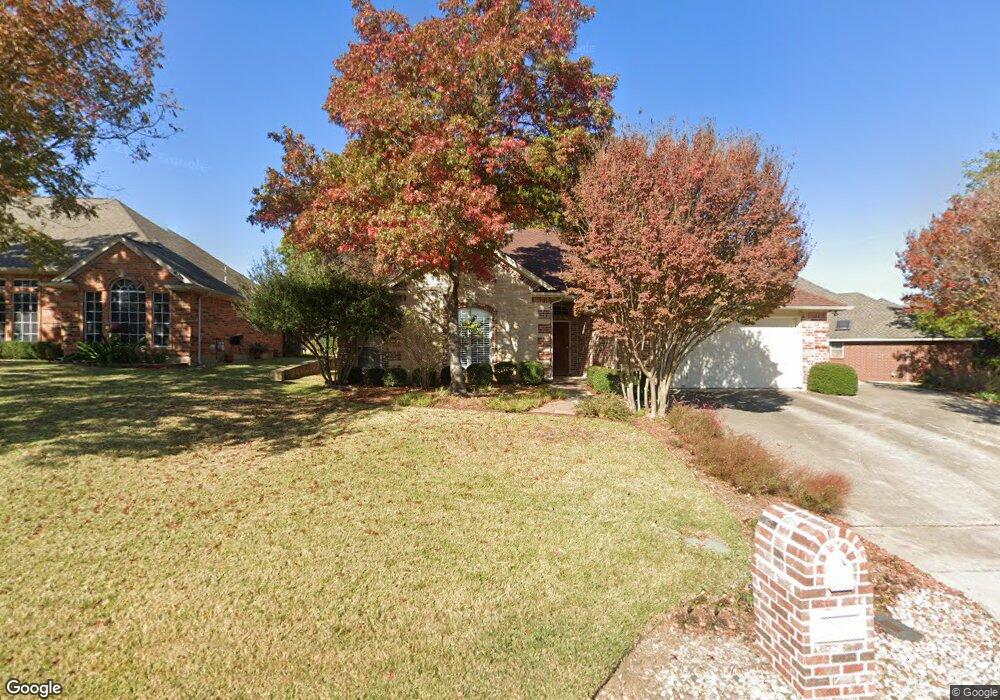 2633 Bent Tree Dr, Hurst, TX 76054 - photo 1