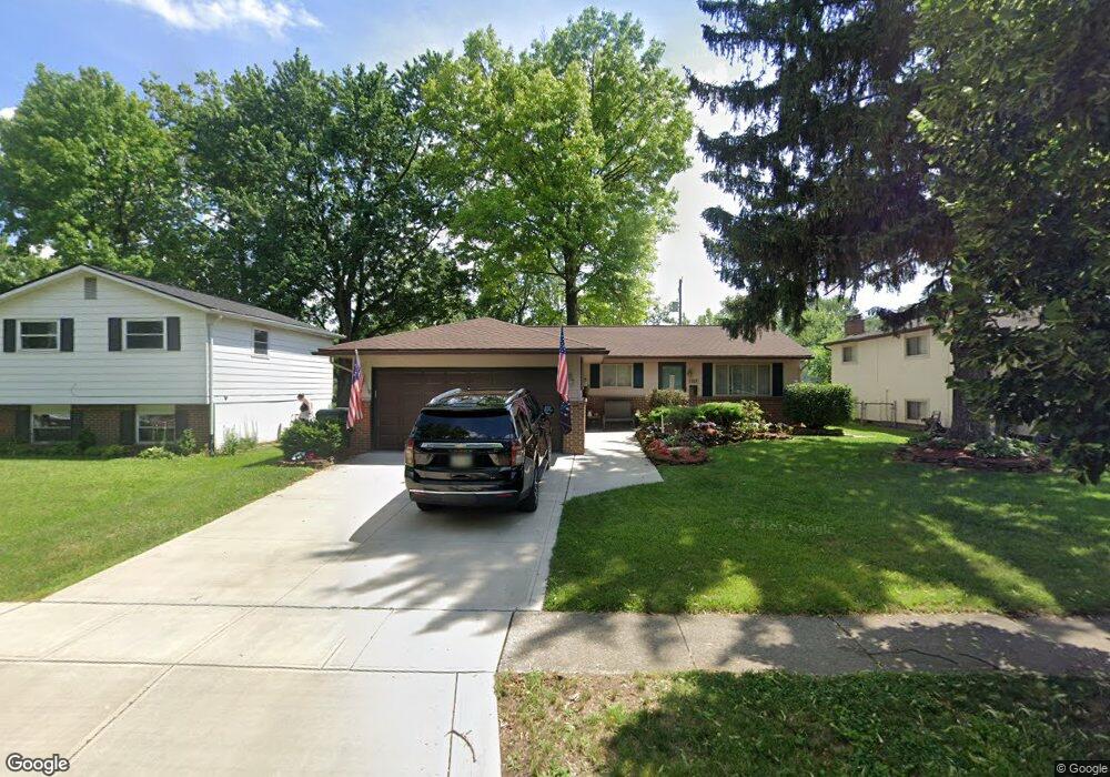 2087 Sharbot Dr, Columbus, OH 43229 - photo 1