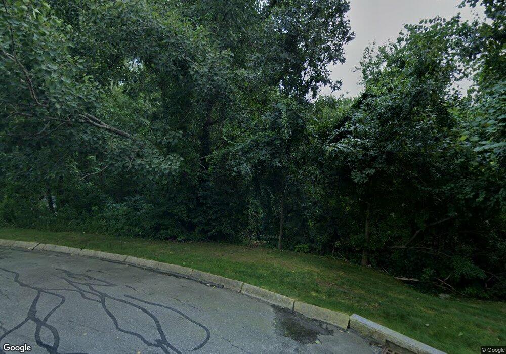 5 Bell Cir, Franklin, MA 02038 - photo 1