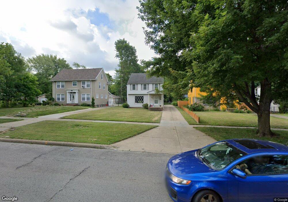 3318 Euclid Heights Blvd, Cleveland, OH 44118 - photo 1