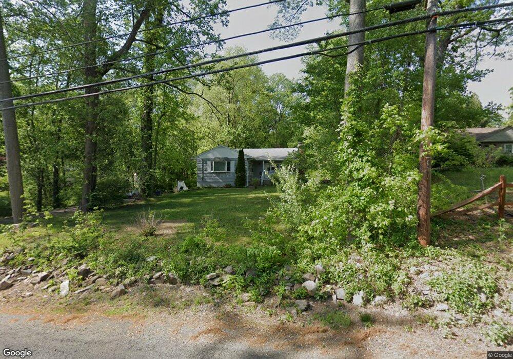 16 W Mischa Rd, Trumbull, CT 06611 - photo 1