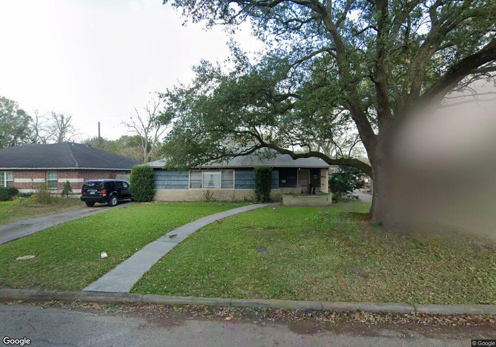 7727 Oak Vista St, Houston, TX 77087 - photo 1