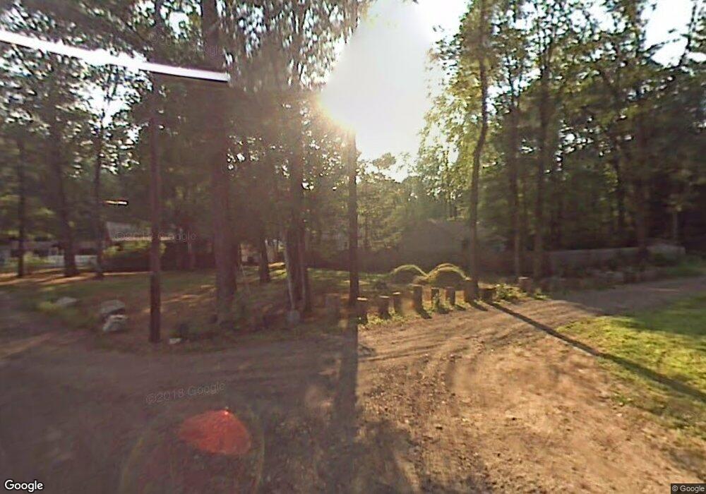 402 Collettes Grove Rd, Derry, NH 03038 - photo 1