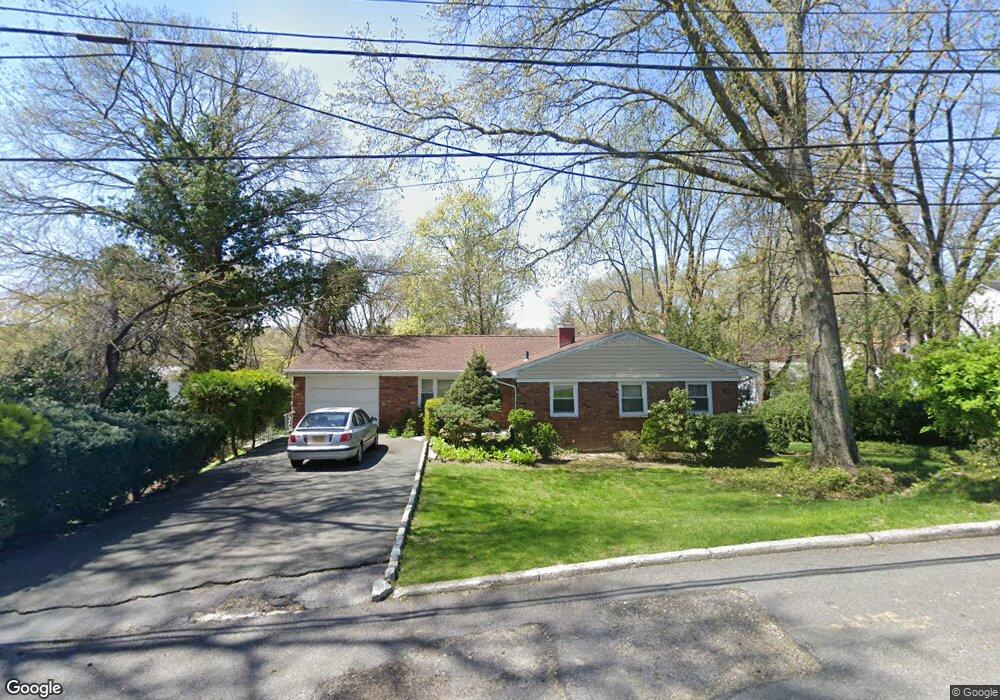 55 Nimitz Rd, Yonkers, NY 10710 - photo 1