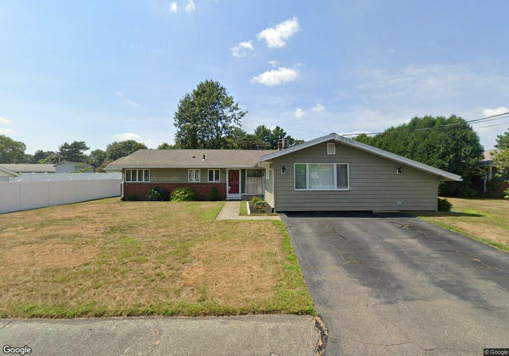 4 Sycamore St, Danvers, MA 01923 - photo 1