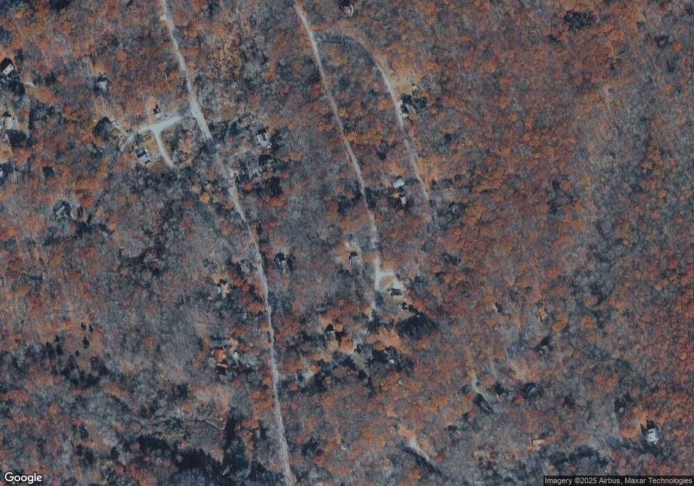 135 Osprey Cir, Bushkill, PA 18324 - photo 1