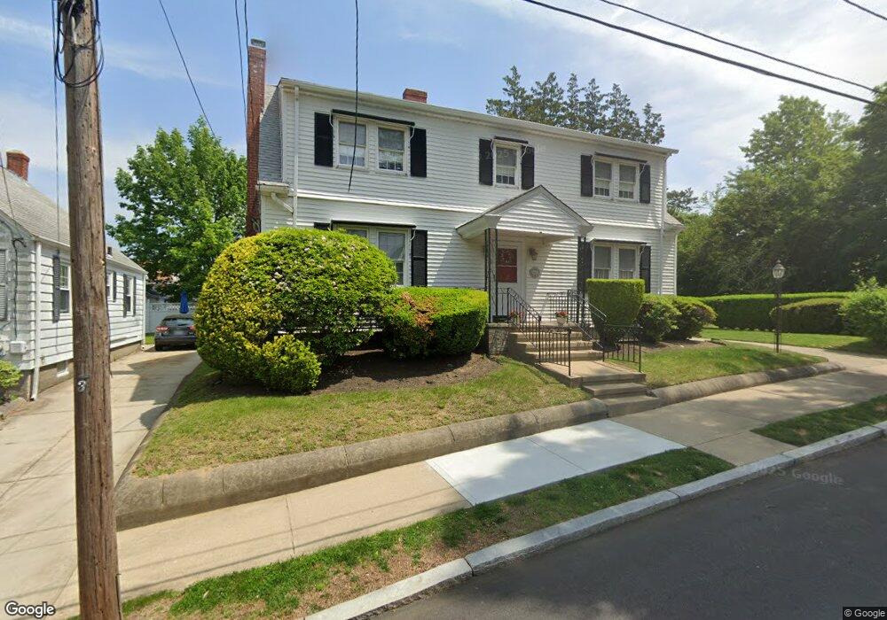 31 Badger Rd, Providence, RI 02908 - photo 1