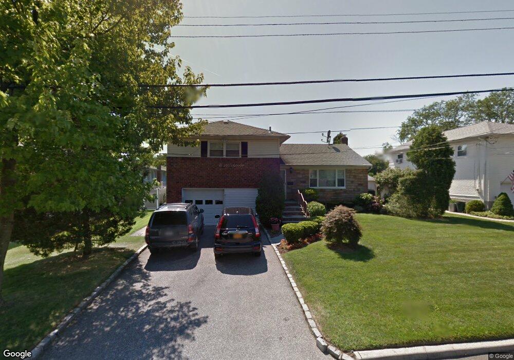 19 Kirkwood Dr, Glen Cove, NY 11542 - photo 1