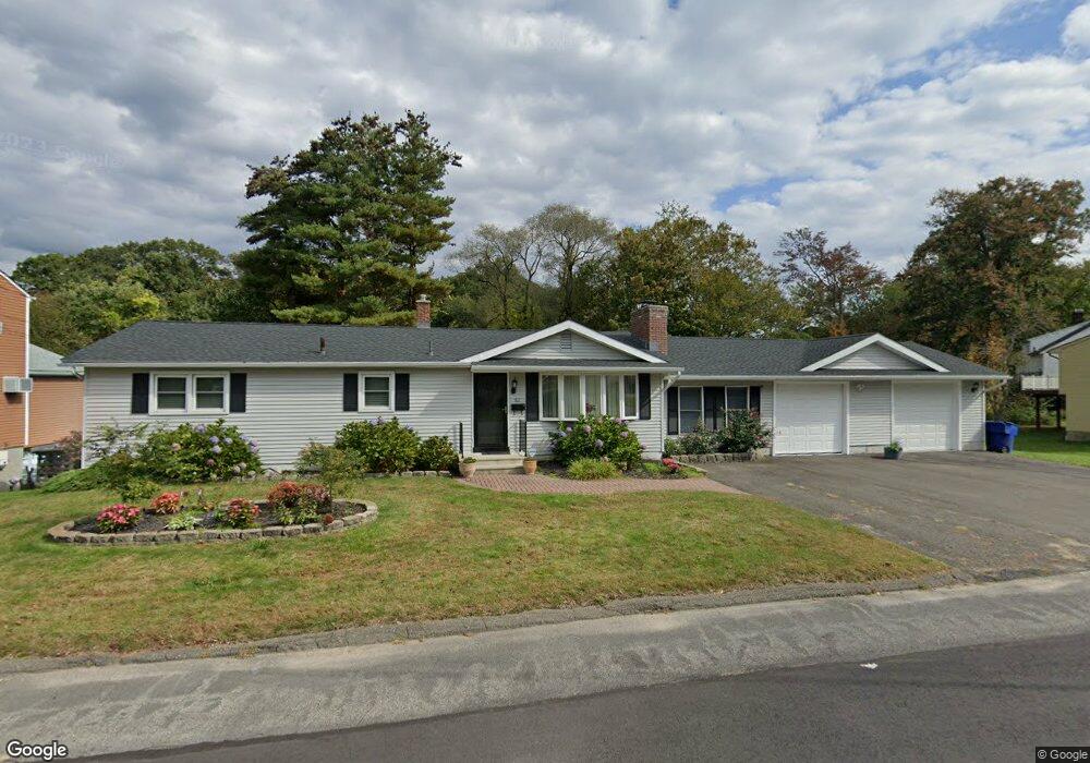 82 Old Colony Dr, Waterbury, CT 06708 - photo 1