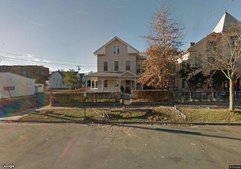 24 Norton St unit 24 Norton St - Room, New Haven, CT 06511 - photo 1