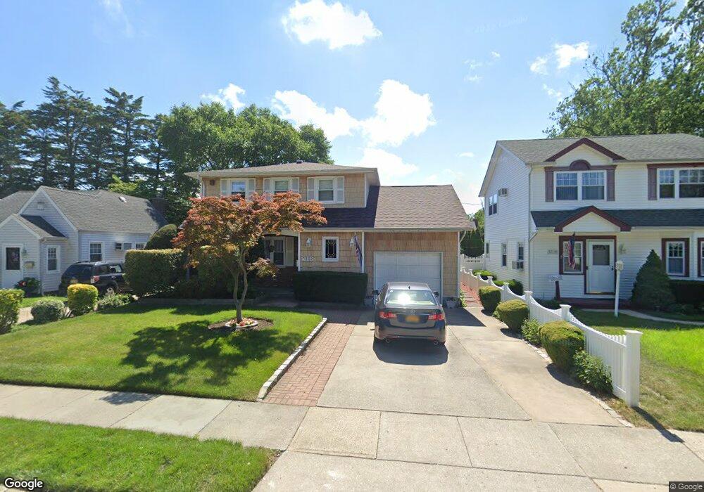 216 Stuart Rd, Valley Stream, NY 11581 - photo 1