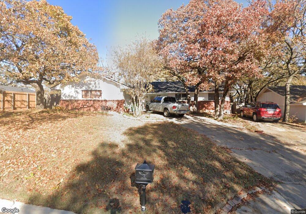 605 Rankin Dr, Bedford, TX 76022 - photo 1