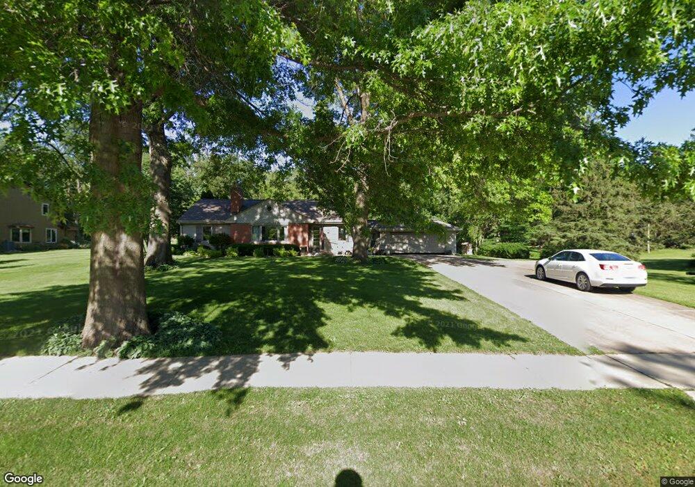 2626 Rownd St, Cedar Falls, IA 50613 - photo 1