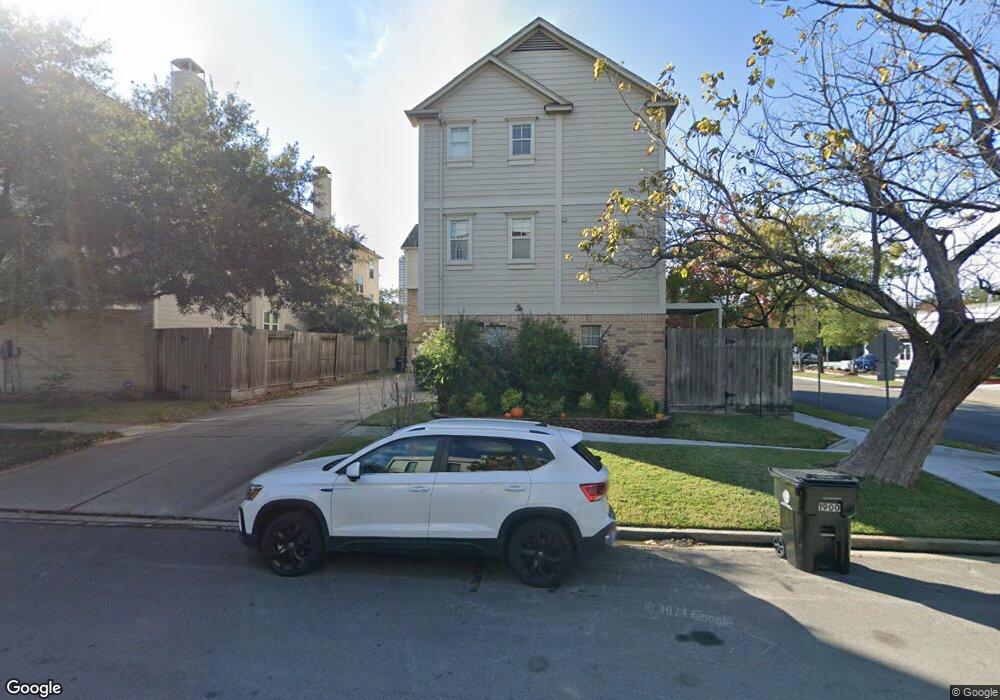 1902 Huldy St, Houston, TX 77019 - photo 1
