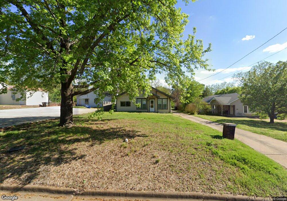 1204 W Bullock St, Denison, TX 75020 - photo 1