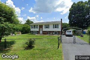 838 Pinewood Dr NW, Roanoke, VA 24017