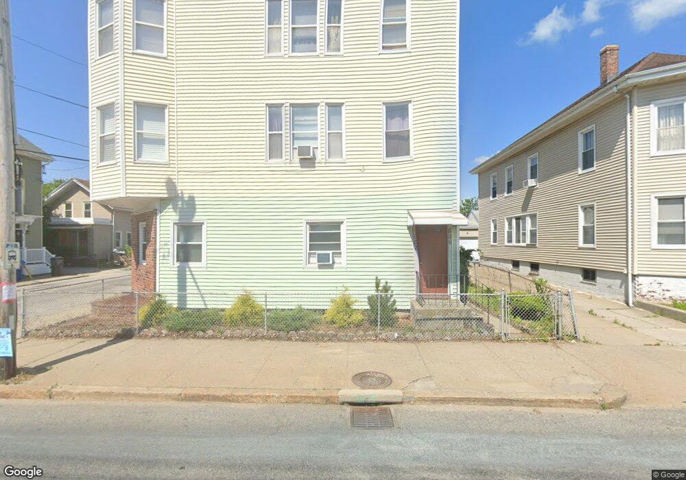 606 Lonsdale Ave, Central Falls, RI 02863 - photo 1