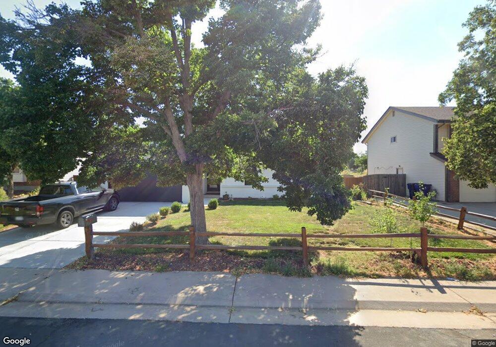 934 S Ouray St, Aurora, CO 80017 - photo 1