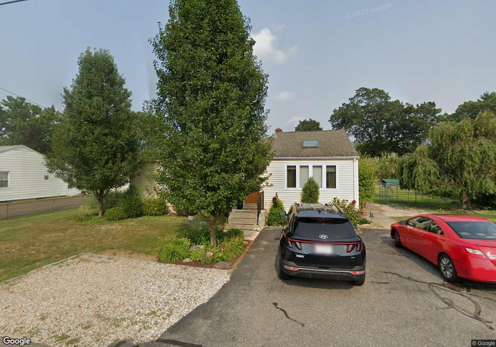 20 Haviland St, Ludlow, MA 01056 - photo 1