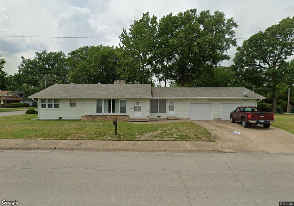 715 S 31st St, Parsons, KS 67357 - photo 1